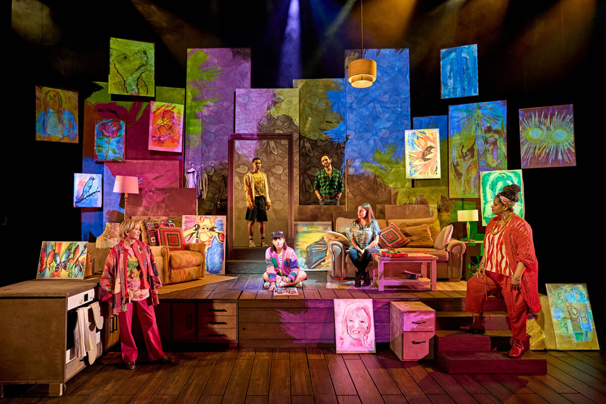 Photo by Manual Harlan